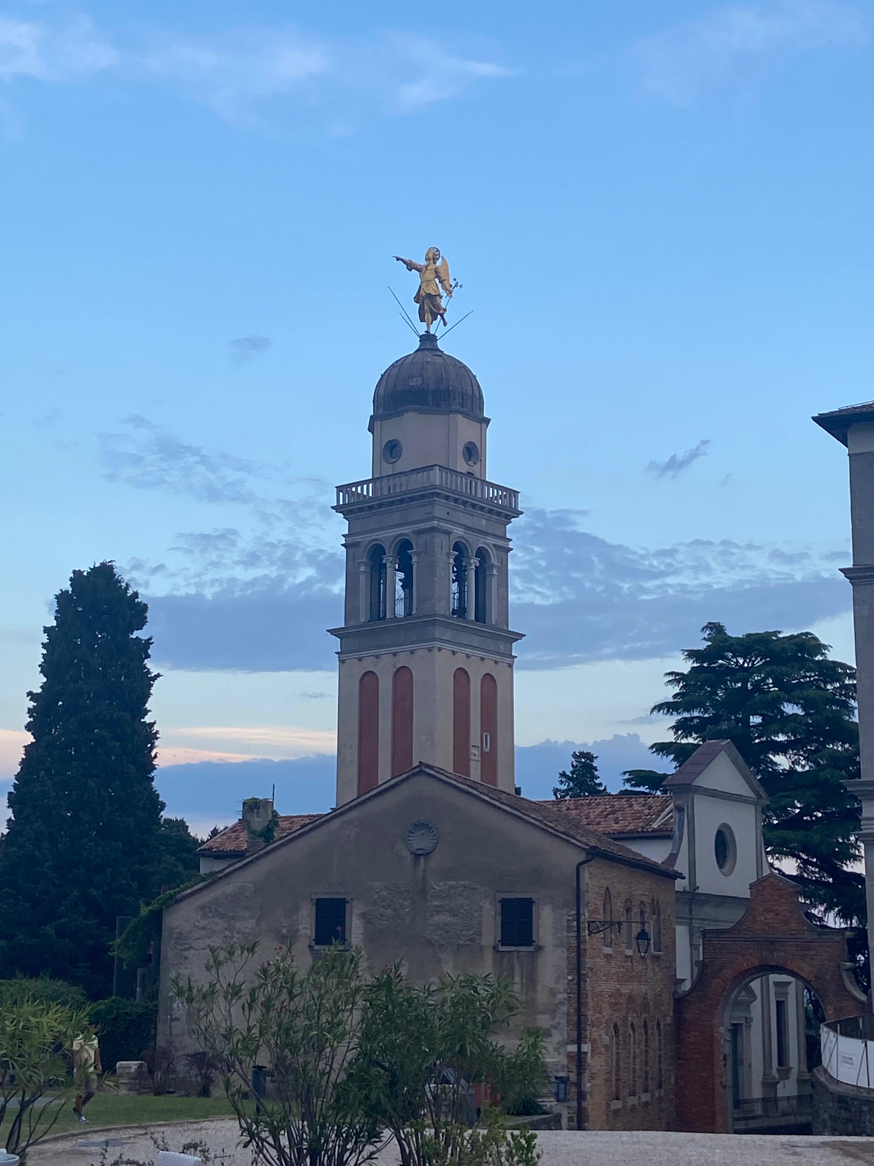 Kirche